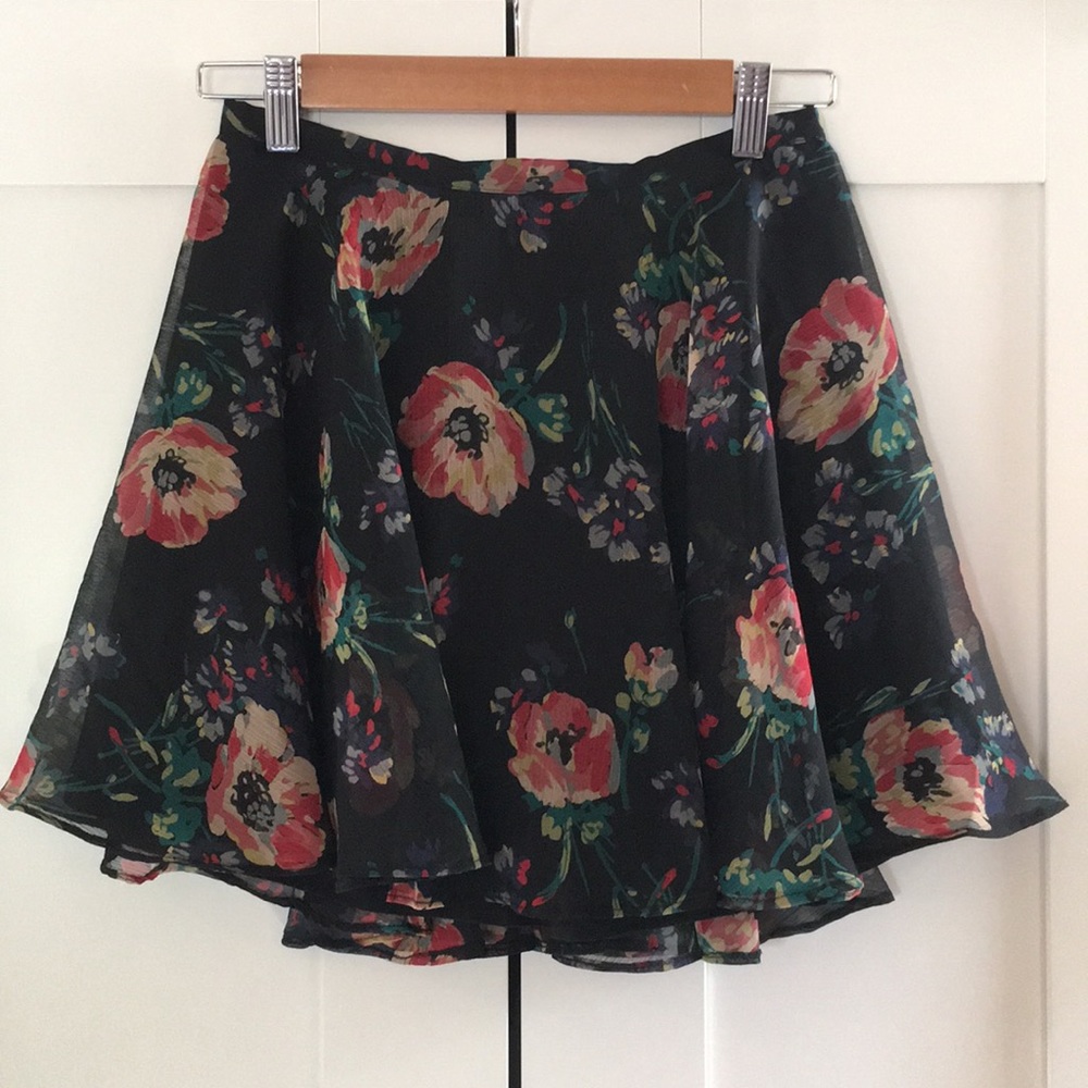 Polo RL Skirt - Picture 2 of 8